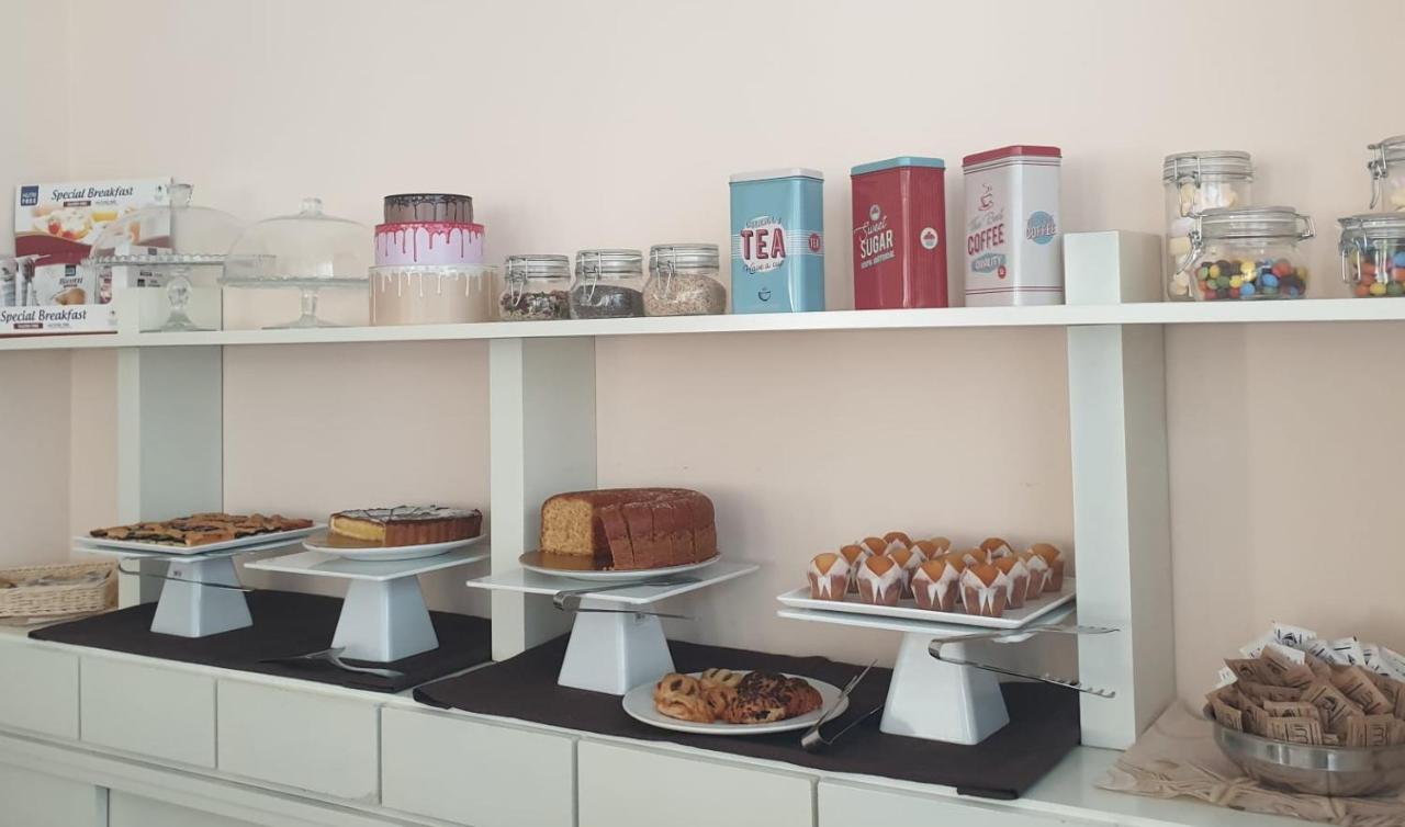 רימיני Hotel Tourist Meuble מראה חיצוני תמונה